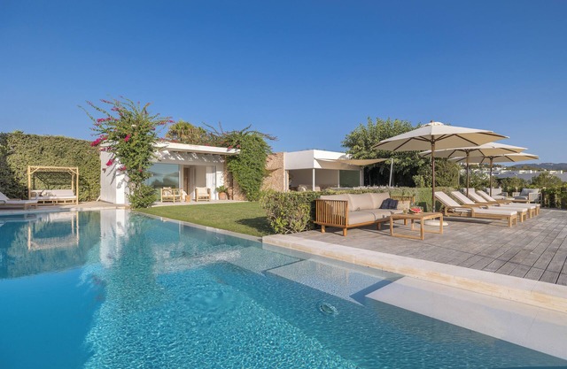 Exclusive Luxury Villa with Stunning Sea Views & Walking Distance to Cala Conta