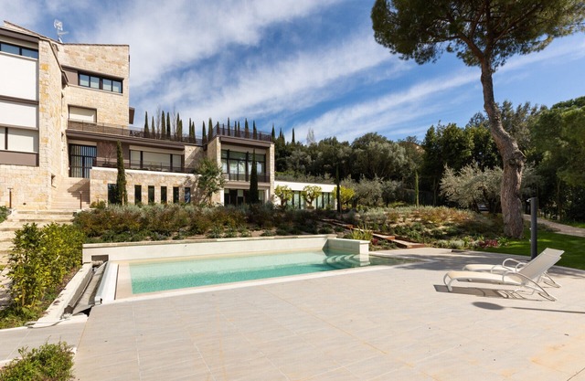 Exclusive Perugia Getaway - Shared Pool & Parking