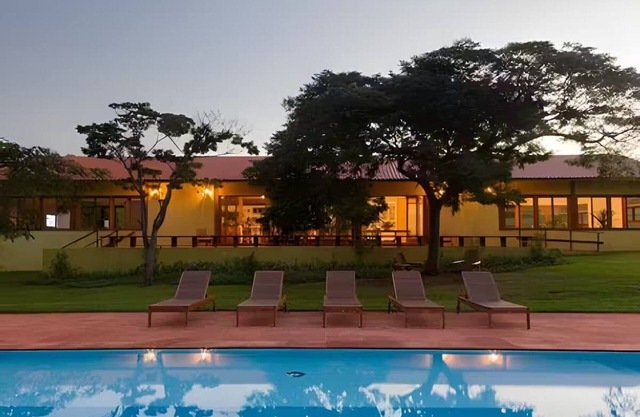 Exclusive Santa Teresa Farm for up to 34 people