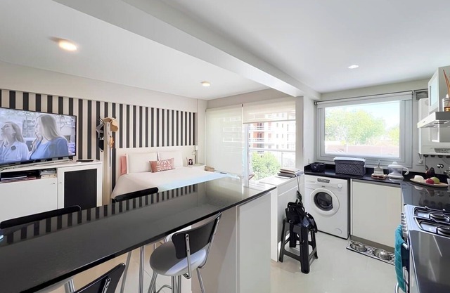 Exclusive studio apartment on Avenida lIbertad street in La Perla Mar del Plata.