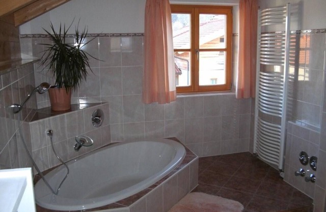 Exclusive vacation apartment (97 sqm) for 2-4 persons. New! Wallbox for charging electric cars.