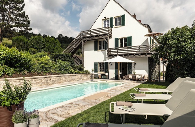 Exclusive vacation home with pool in a top location: The Johannishof