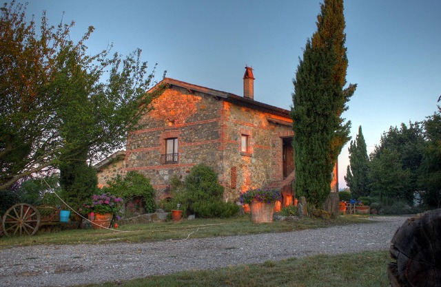 Exclusive vantage point in the border triangle of Umbria, Lazio and Toscana