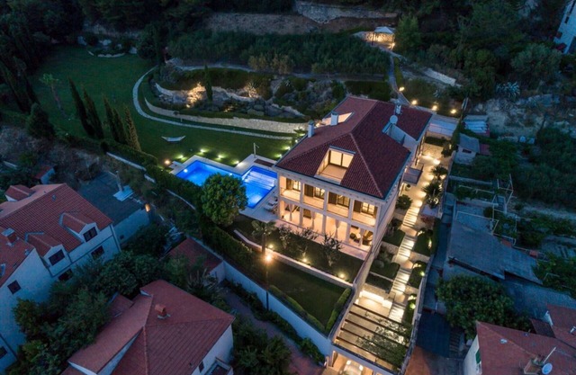 Exclusive Villa Marnano - Split, sea view, near center, concierge services, jacuzzi