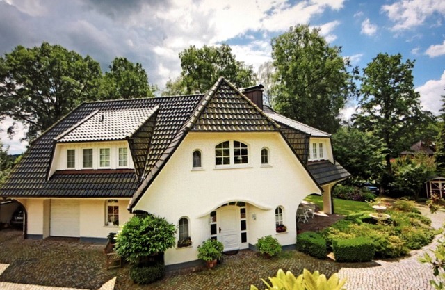 Exclusive villa on the outskirts of Hamburg