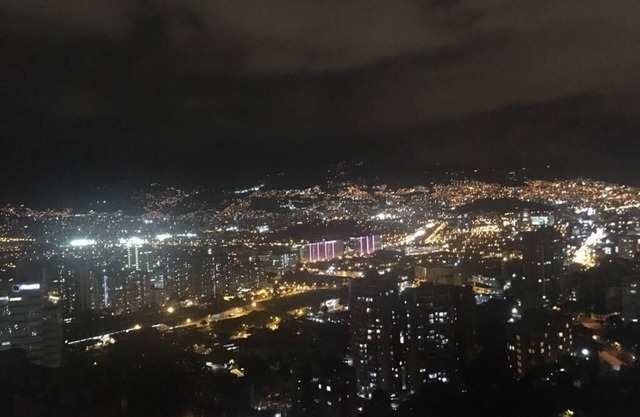 Executive Apartment with an Amazing City View