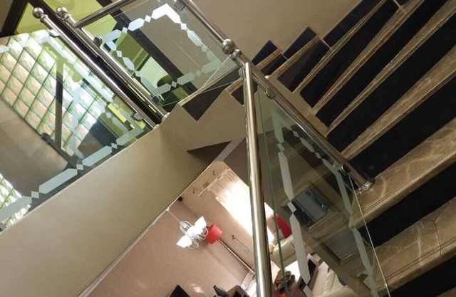 Executive fully furnished apartment close to amenities In Massmedia no001