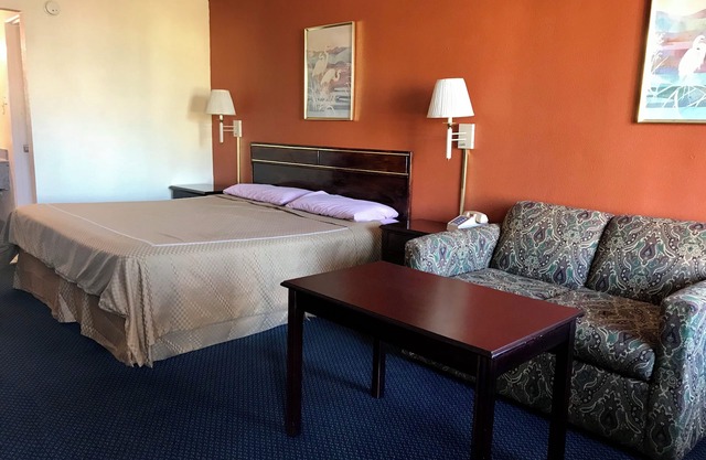 Executive Inn , 1 or 2-bed Local hotel in Texarkana with Daily ,Weekly rates.