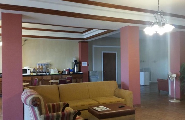 Executive Inn and Suites Waxahachie