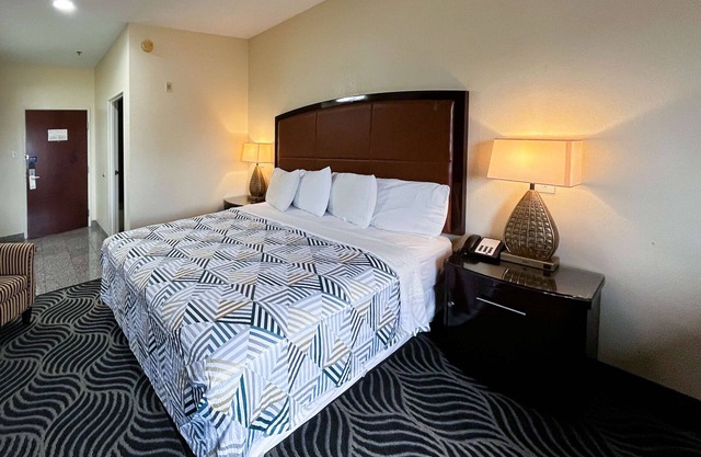 Executive Inn & Suites Breaux Bridge, LA