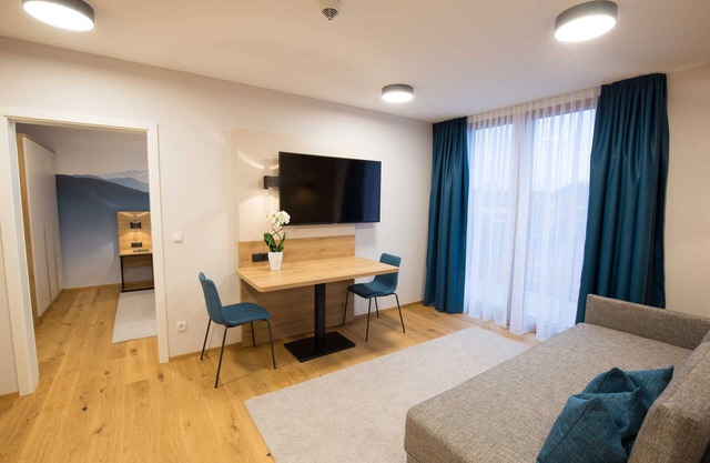 Executive - Leo Apartments - Bayerischer Hof Miesbach GmbH