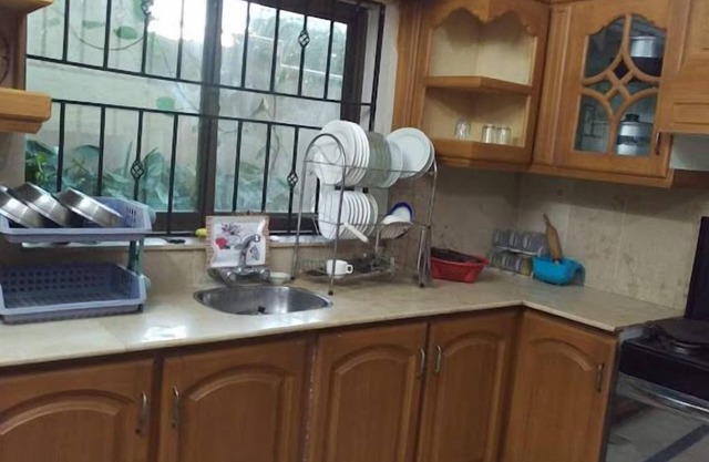 Executive Lodges Guest House