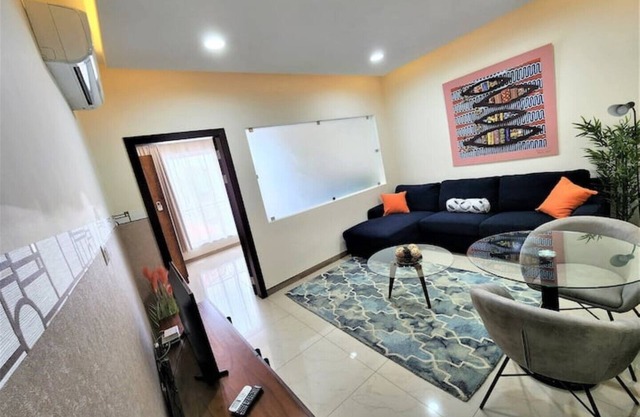 Executive One bedroom Apartment with modern interior (The Ivy Apt.)