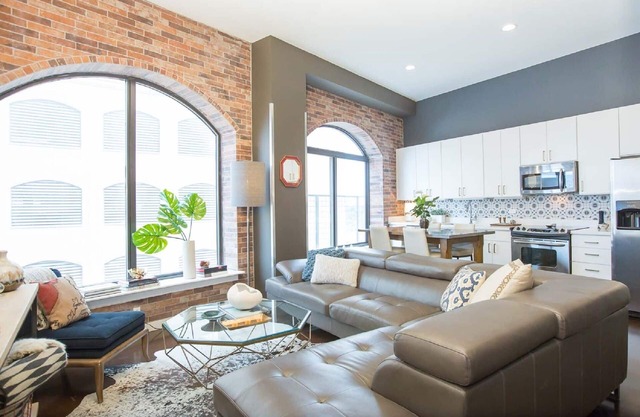 Executive Rental in the Heart of Downtown