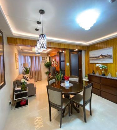 Executive Suite Condo 1