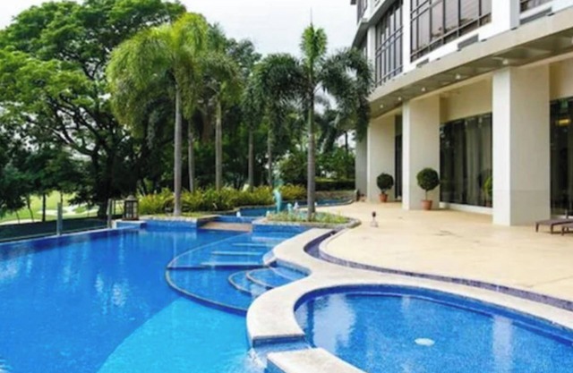 Executive Suites Bellagio Golf View Residences