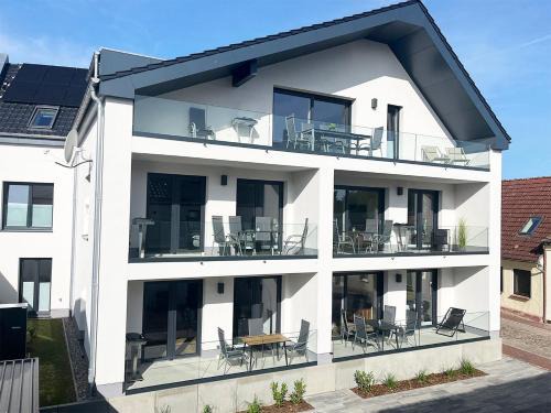 Exklusive 5 Sterne Seeresidenz, Sauna, See, Hund