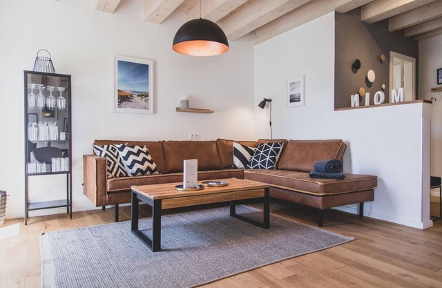 Exklusive Maisonette Ferienwohnung "aafke" im Gulfhof mit Sauna und Wunderschönen Obstgarten -