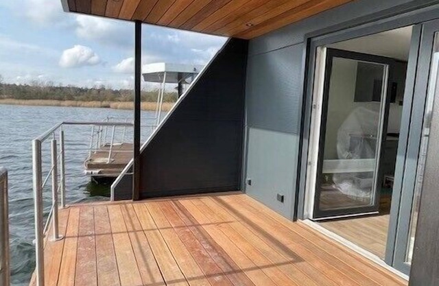 Exklusiver Urlaub in der Nähe von Lübeck auf dem Hausboot "aurora"