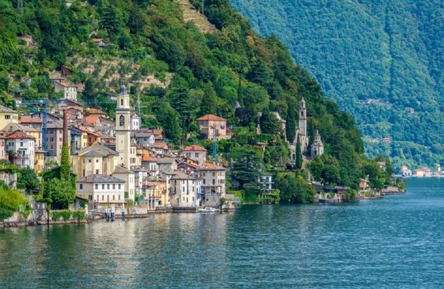 Exotic Villa with 4 bedrooms and WiFi, AC in Quaint Brienno, Lake Como