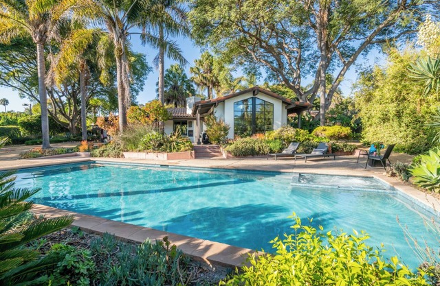 Expansive and Modern Home With Pool and Tennis Court!