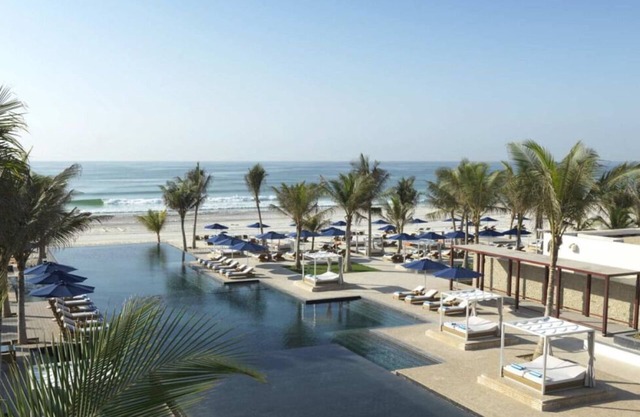 Experience Khareef Festival! Beachfront Villa w/Courtyard Garden, Outdoor Pool!