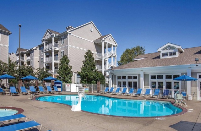 Experience Music City in Style at Wyndham Nashville – 1 Bedroom Deluxe