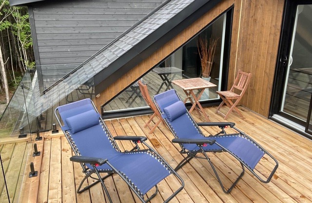 Experience the ultimate retirement in our cozy chalet in Rawdon.
