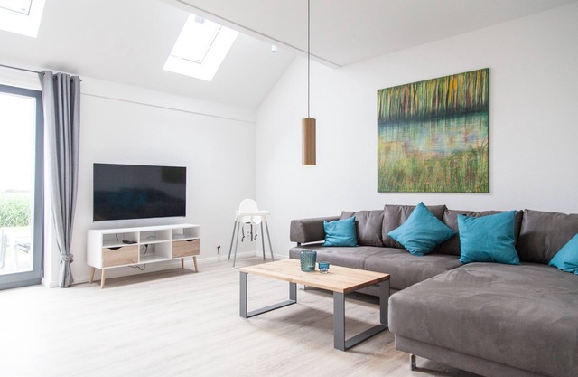 "Experience unforgettable vacation days in nature at Gulfhof Polder72!"