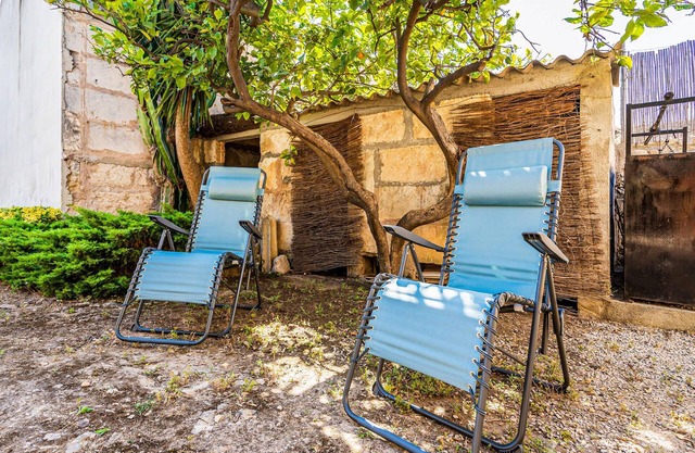 Explore the island on vacation in this beautiful vacation home.