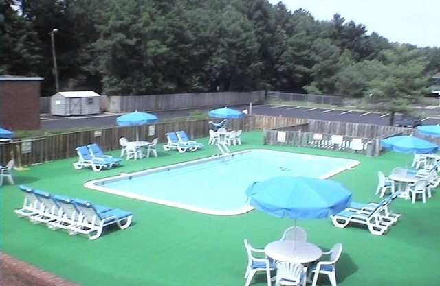 Express Airport Inn