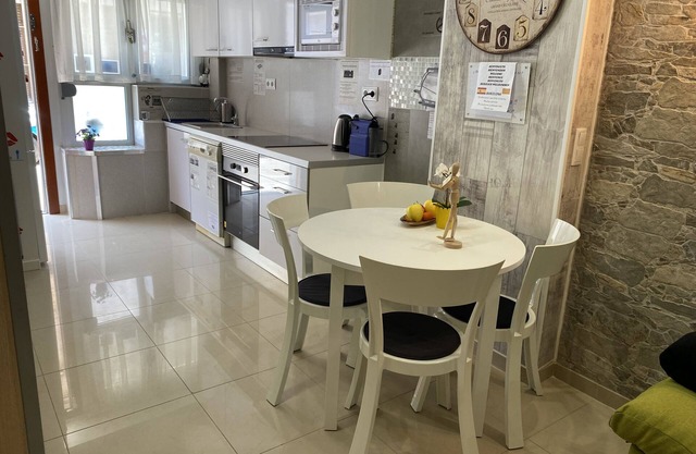 EXQUISITE ACCOMMODATION DOWNTOWN ALL SERVICES