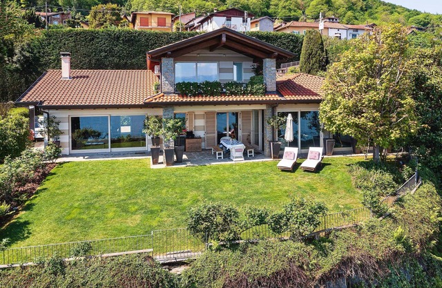 Exquisite villa with pool and breathtaking views over the lake! - Villa Nora