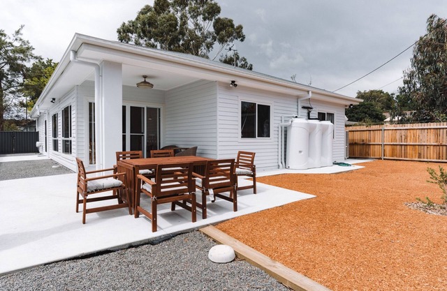 Exquisitely Spacious 3-Bed Home