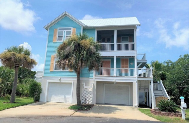 Extended Golf cart! Elevator! Amazing Views! Pets! Accessible! 4 decks!