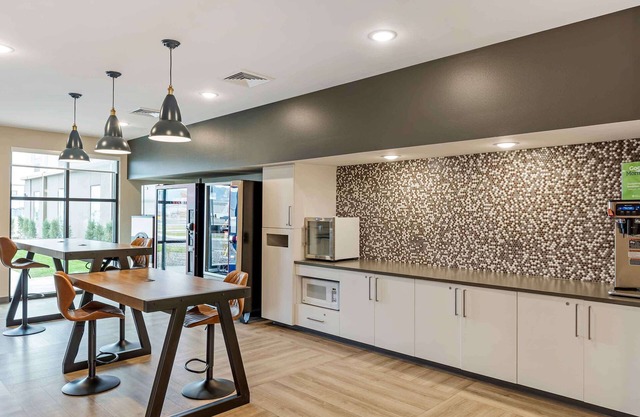 Extended Stay America Premier Suites - Belgrade - Bozeman - Yellowstone Airport