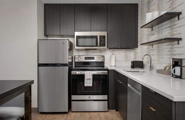 Extended Stay Hotel near Clackamas Town Center Mall