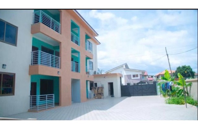 Extended Stay, Tema.