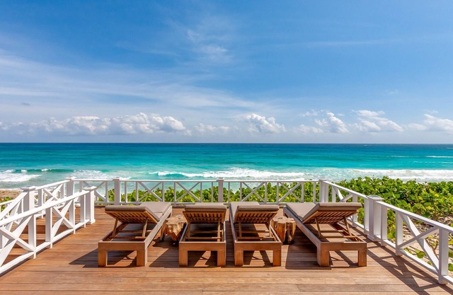 Extravagant Oceanfront Estate with Putting Green & Bocce Ball Court nStarlink