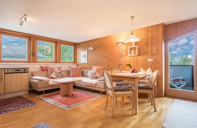 Försterhaus Wohnung Dachgeschoss