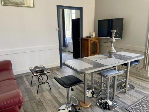 F 36 Raimbaux 2 à 4 Personne 2 chambres Wifi Parking facile