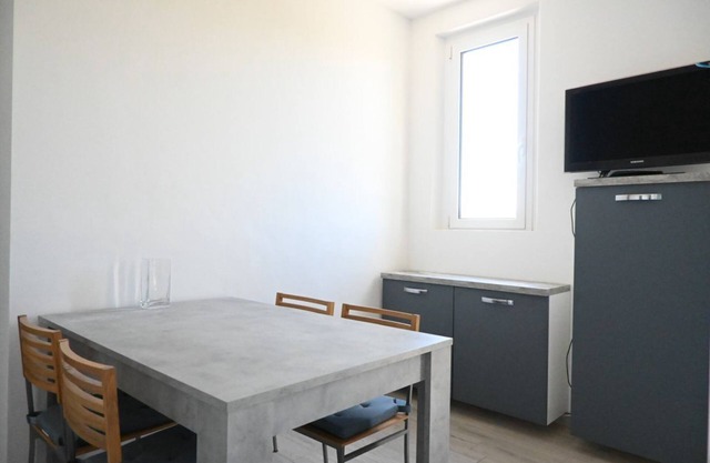 F010 - Fano, new three-room apartment