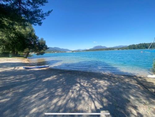 Faaakersee Familyhouse - mit PrivatStrand- Seeblick