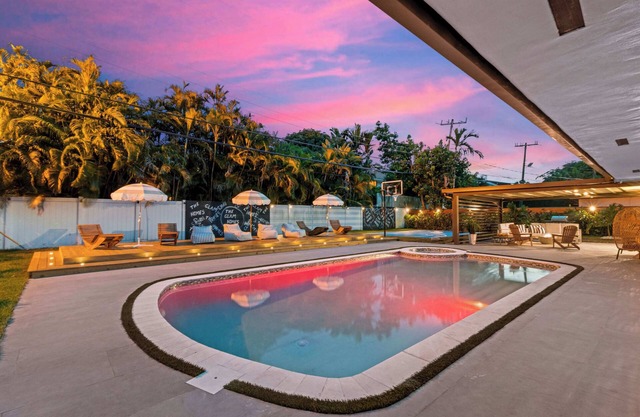 Fab Villa w/Terrace+Grill+Billiards | Top Location