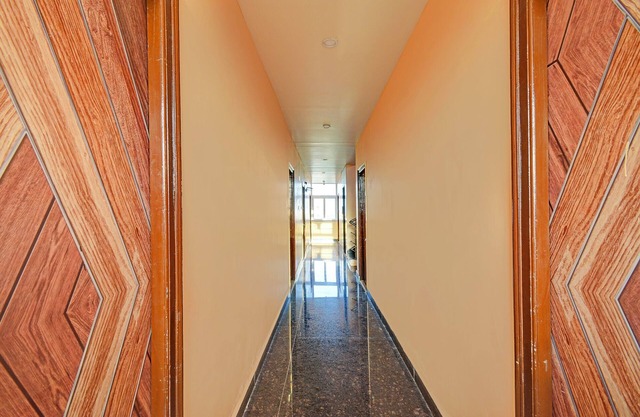 Fabhotel Pvr