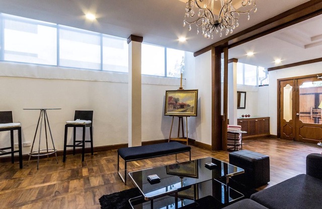 Fabulous Dasiri Townhouse With 5 Bedrooms