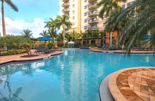 Fabulous 2 BDRM Palm-Aire in Pompano Beach