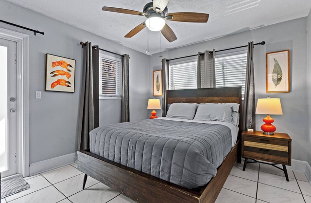 Fabulous apartment with AC in sunny Fort Lauderdale
