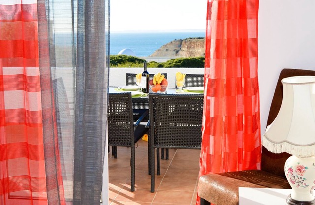 Fabulous apartment near the beach and sea view