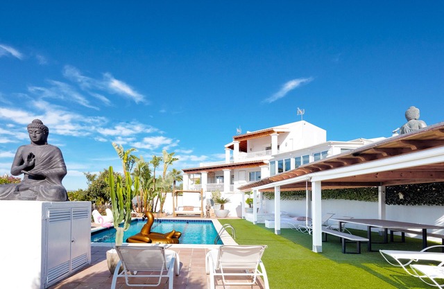 Fabulous villa Can Musenya 14-22 ppl in Jesús